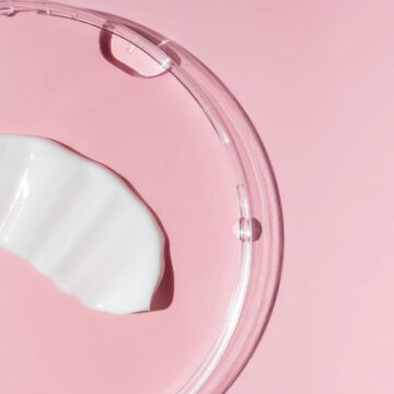 Få smukke semi permanente vipper der holder længe med vores vippebehandling