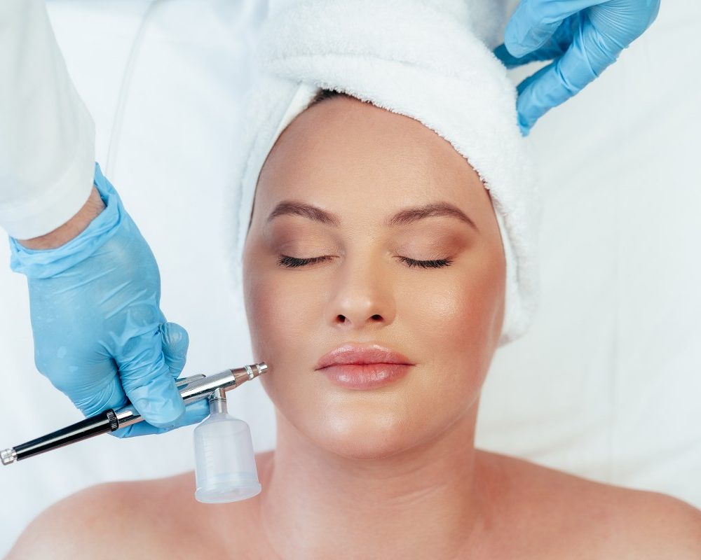 Beautiful woman getting facial skincare treatment in a cosmetic beauty clinic close up SSUCv3H4sIAAAAAAAAA41W247iOBD9Fz+D5PuFXxntg5MY8JLE2cShp4X49yk7hkmgkbafwnH5VNWpi/uGfIMOyGIizPGI96rR1Z4QV+01JnJPjLVVU1NWO412qLHRoQNhVHIlpcCMGorhb4cqO/kaHW7It+08xdFGH3p0gJPR9Y0b86drfAyjt23+VdlYn3vbASMCDjmg+w5N0cZ5clOiIpSNR3SgaodsEyo3xVBfyu/Wdt/LZ+VP+WA4hxjQge1Qbfs1kowaN4TJx4xMBRqd7abok//0201Dvt2F6WlHdmgIfSMWi+k8x+jGZxj35Cq6E6S0BFxE+HVLOGQFik1zlT7uu/+J/QO5nVxfQ3K3+z2p1zqb9fiFLu145d9sEAqB2eULYumy3wipxM71MVlJLChLBt9h7k8ZUVTohHyFzvYJMVJonJB4dqMdvhOmtGQiYdPFZyPFiMBmgWwbMkYw0VImaHT/zlfXlzont5jQdND6Y/TFMdEkOz4722RKanSJ7mz7ZlowiZXI0Zz82JbwTHZyHN10XtgpyZEcXWdbV4yUSdAwhto185hRzYXK8tRh6lzM5UBgSfPtytk55mylxIw/sq3tclkaqbnJ8NHWC4TVosrTBmNuikXu5ATxFb0/zu3GQxNq6PpFDyFXhnB/kY5IYhZNu3AtnMQ8dO7d15KEXmrWfj/lFUtdY/hyJRJpMtM02KytEUzSRQ/oo35aUpDgUeQq2D76vT0VQoI5Y9nH4Fz78EL1grnfx9D6Z8EJIZJlZ+6/2Q9/2w/L3Aedr8cAk9/ZaoS5eFyS+Rg6O6TeS91bQ5/GEaqCiBJpBwwjSJOc39KEwTYJ3fLdh5gmIc9LGkLf5PbPk4tAMCU0heHYrgvEicFQDC3hoKwUKF41+outRxh/SwlmOEWG3rYJXIbiQMXT9iurAMFYQK9zydDbYkFcCCWUpBy97gsIkFGilNbpbL19ECUUQheEoLflhQzmXBuds1qWHlIOa1FZsT9WlO+5YRiWtcR7o5qaNQ39u0fPHriStDc0D22wjWvS91oeSE9QhTUjTwdrqAj2hPSbRM8j81ToAUnzKsL65EW6cmTY+wZfjmD3kLKmH4AyWyULrgl92eMZF/Bc3fOq7TzE9EEKmGXzkjenUnzIm0tqNkFxReSLEFxp/iFdTan8WSND5U/JaSxSDX4QiMHsC7opIsewSGl+Ra7efa26oaQHLxUszjLSHJYFESDxWktDiYaWThTT3KbHyg6wcK+gXnqrtpFv6PCDCH+6XETa3CJpgmHVbaKADueUJ/BnorVKWzaoDygjtmwa/ttgnH9k2xZqQwirgkKDvRAaCq8G/ijSusc2bAyKDM+pWbMxwqDK0DKf2F5Kv82XMaKY4RtCimGsOPlIWBpmmyc8NlTAZbWiUgZeb0NF6rKfqO73+x/iQX2iTwoAAA==